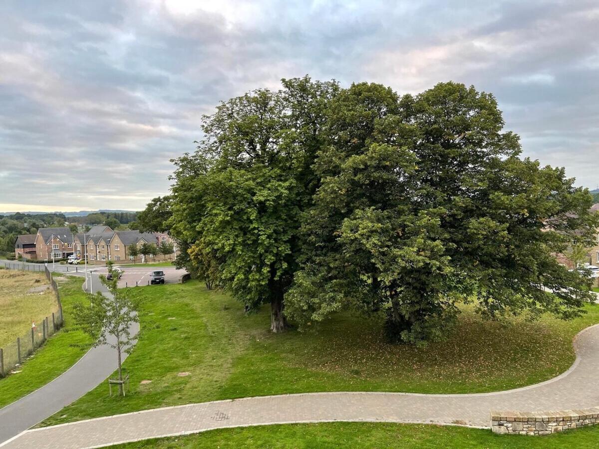 2 Bedroom Luxury Flat In Quiet Village Of Bishopton Bishopton  Eksteriør bilde